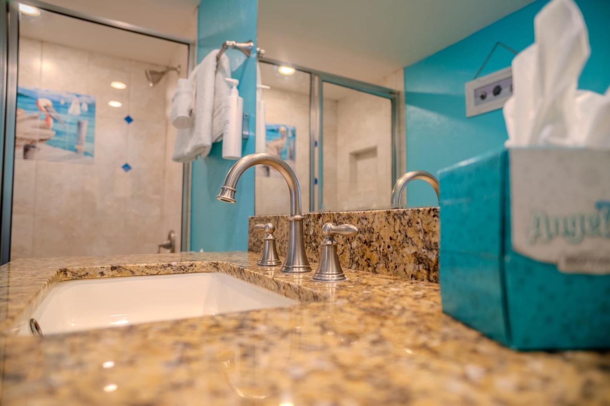 Herons Haven Coastal Elegance With Pool Access 223 South Padre Island Extérieur photo
